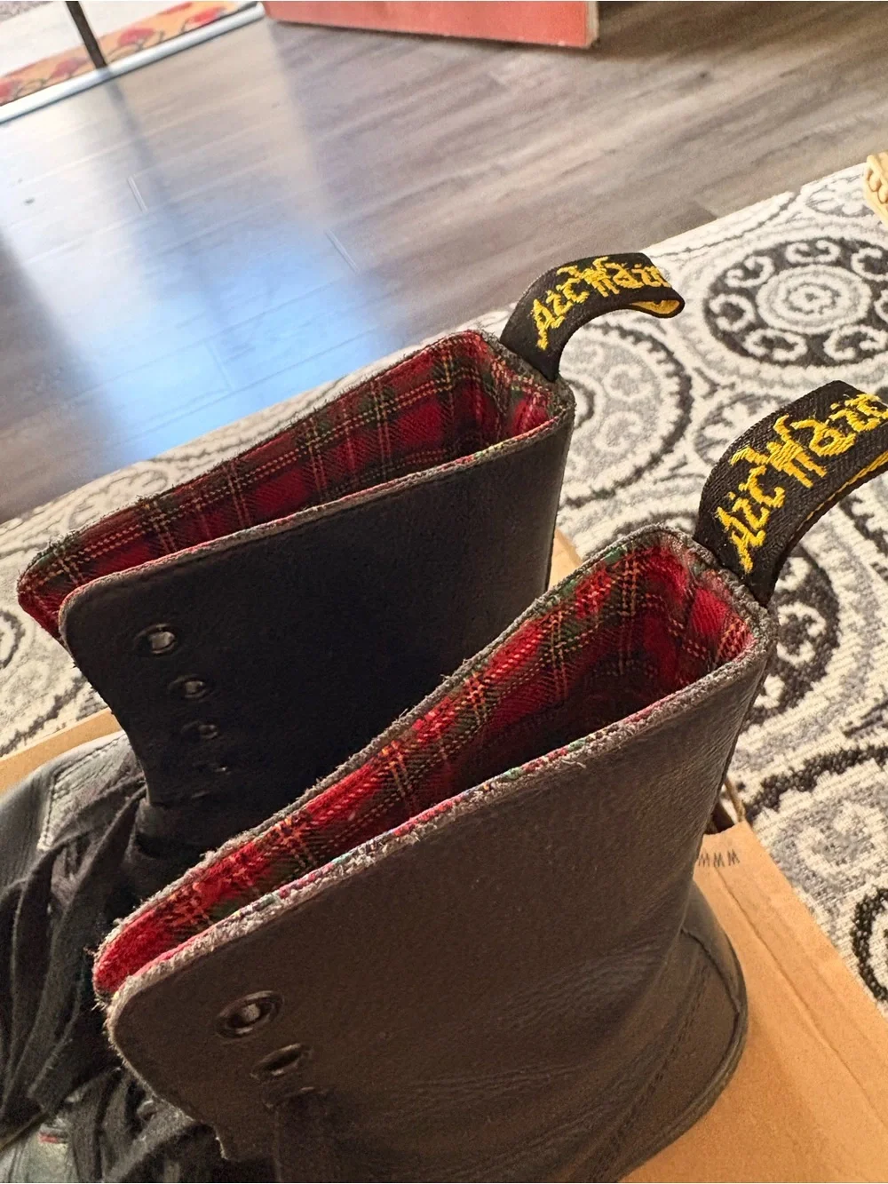 Dr. Martens Black Leather Lace-Up Boots with Red Plaid Lining - Picture 4 of 7